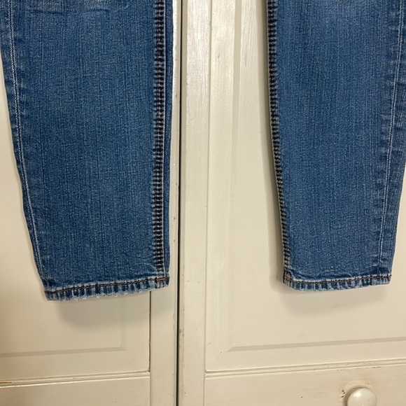 Silver Jeans Co Women’s Avery Skinny Mid Rise Blue Jeans Medium Wash Size 28x29 - Picture 3 of 10